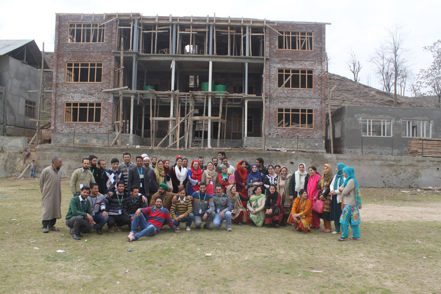 Teachers visit Heritage Village Chandhara