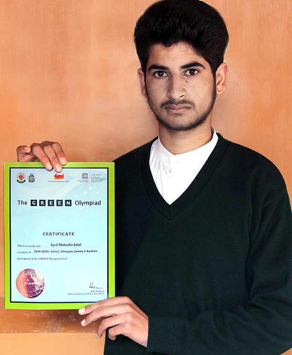 Syed Mubashir Jalal qualified as State Winner in Green Olympiad Examination 2015