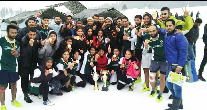 Dipsites Bag Gold in National Snow Rugby Championship