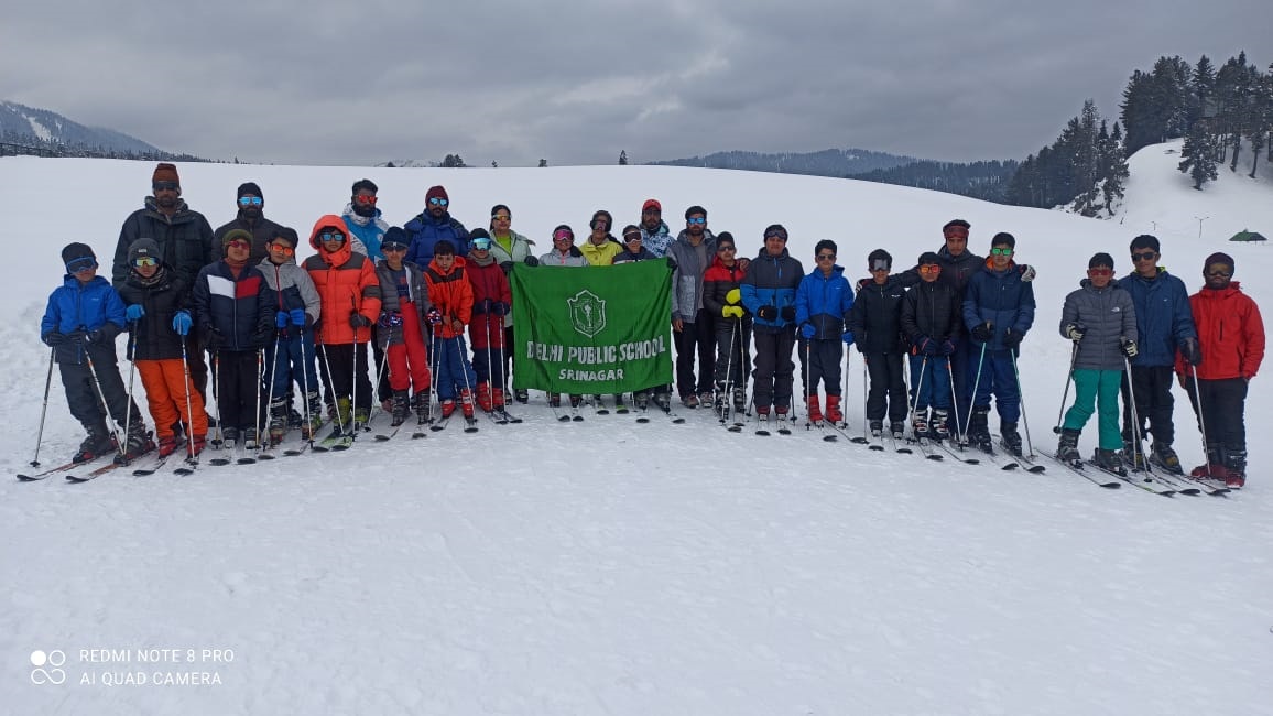 DPS Srinagar organises skiing courses at Gulmarg