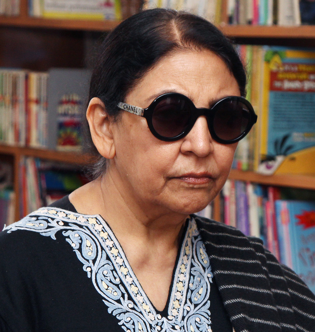 deepti-naval-delhi-public-school-dps-srinagar