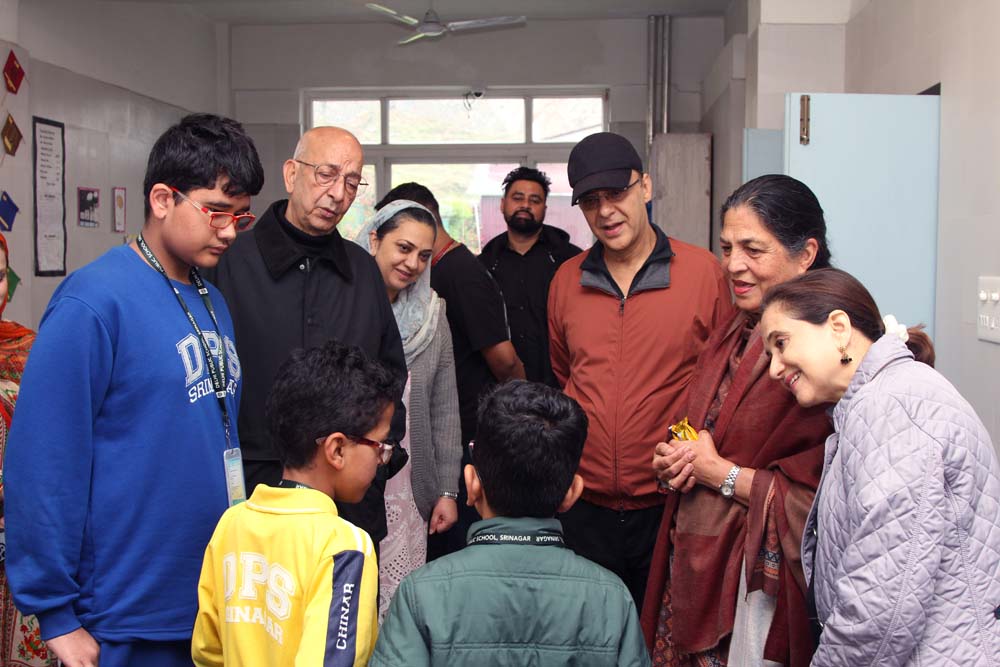 Bollywood Filmmaker Vidhu Vinod Chopra & Film Critic Anupama Chopra visit Delhi Public School Srinagar