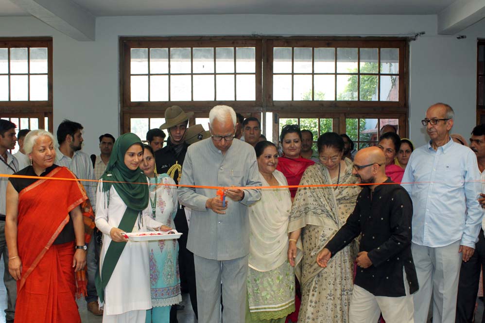 Governor N N Vohra inaugurates – To Our Roots Art Exhibition